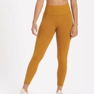 Vuori leggings never worn without tags